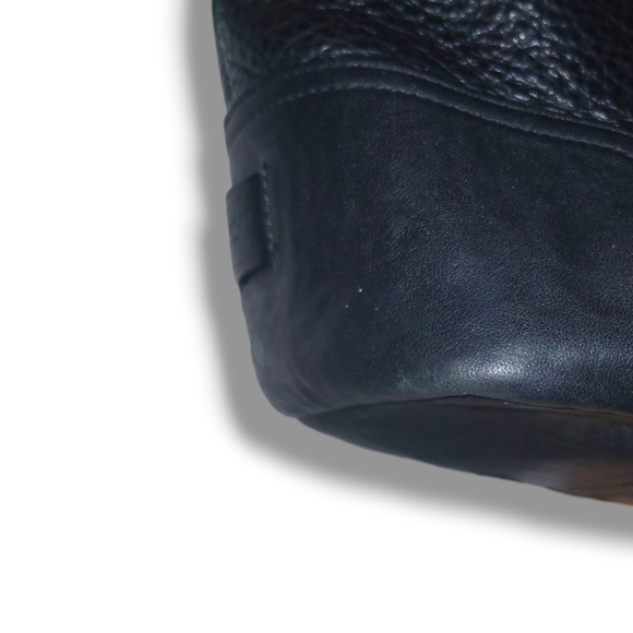 Pre-loved Coach Hadley Luxe Grain Leather Duffel Bag (Missing Long Strap) - Picture 7 of 10